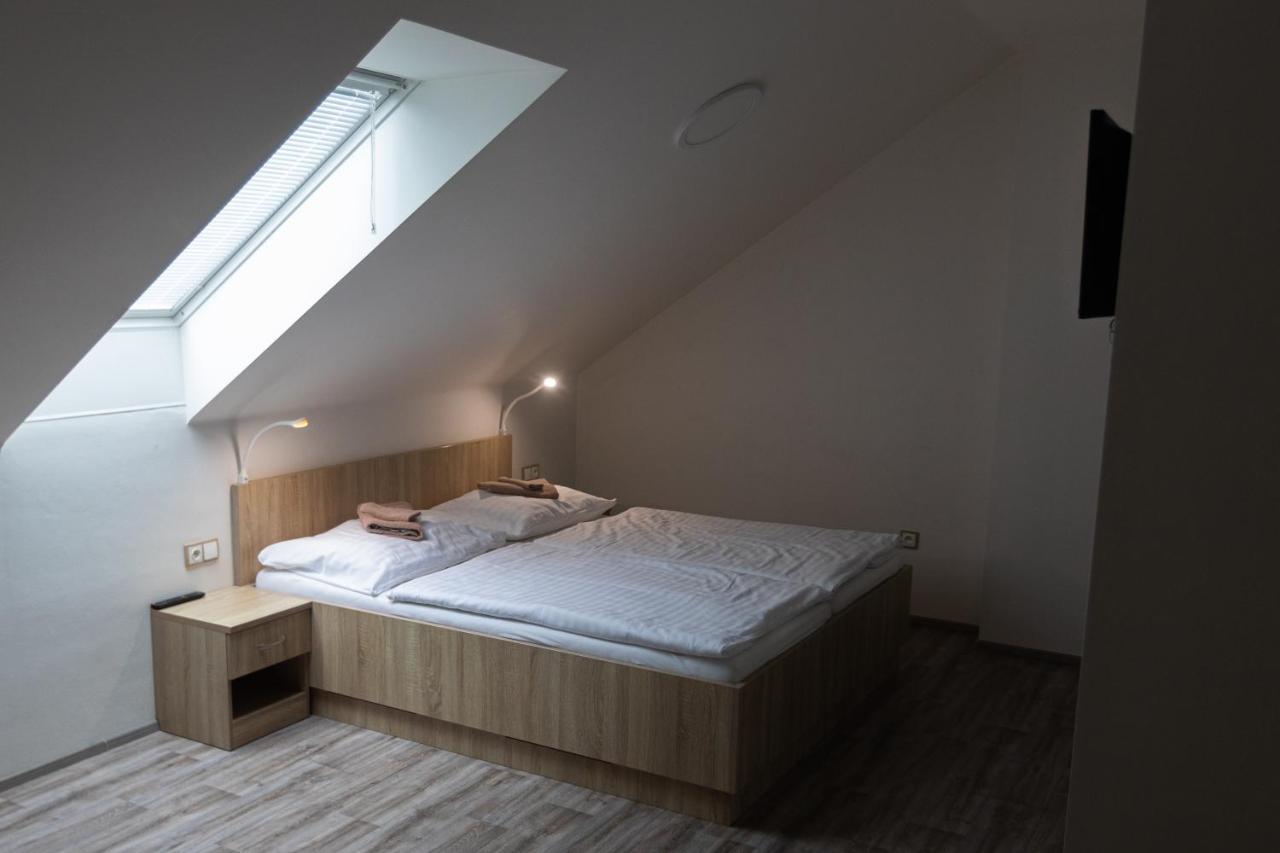 Apartmany Za Dvorem Velke Pavlovice Bagian luar foto
